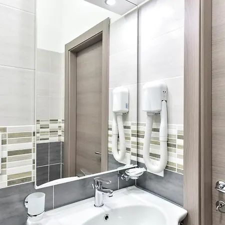 Termini House Hotel *